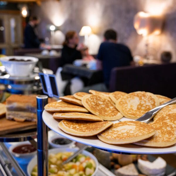 Petit déjeuner à l'hôtel les campanules