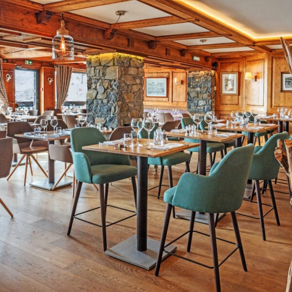 Salle du restaurant le chalet - Pascale Beroujon